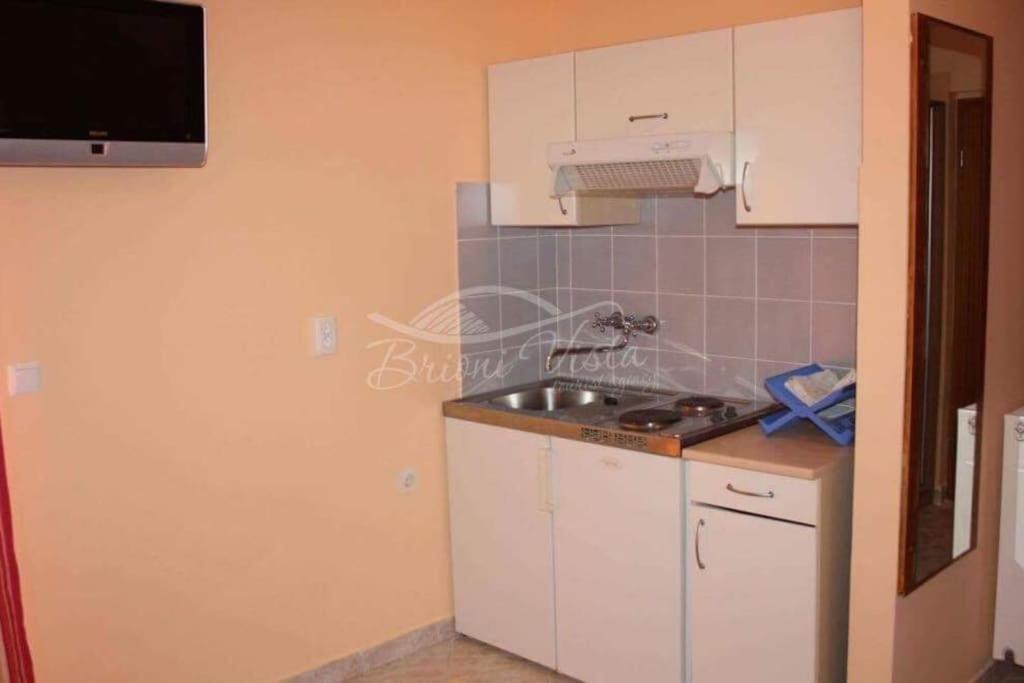 Studio Apartman With Balcony And Sea Wiew * Pula